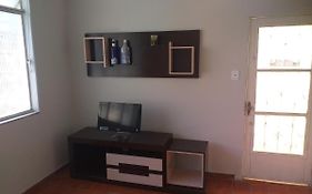Apartamento completo com cozinha no centro de VR